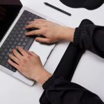 Almohadilla reposamuñecas teclado escritorio 43 x 8 cms - Imagen 2