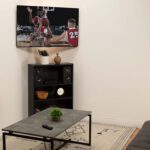 Soporte TV esquina esquinero muro hasta 70" - Imagen 5