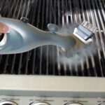 Cepillo para limpiar parrilla limpiador con dispensador agua - Imagen 5