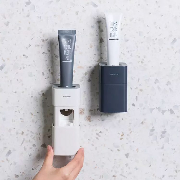 Dispensador Pasta de Dientes de pared blanco - Imagen 3