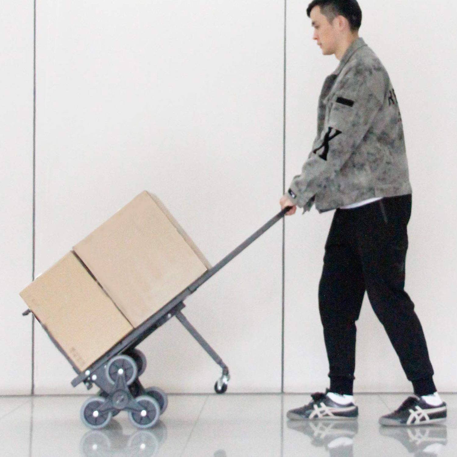 Yegua sube escaleras acero hasta 150 KG - Imagen 3