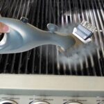 Cepillo para limpiar parrilla limpiador con dispensador agua - Imagen 5